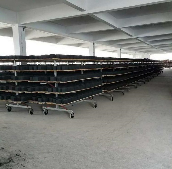 1714008711872037.jpg 蜂窩活性炭廠房.jpg